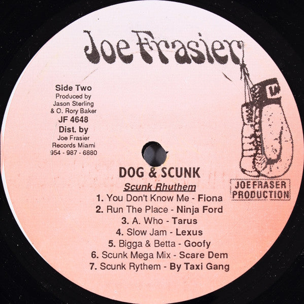 Various : Dog Vs. Scunk (LP)